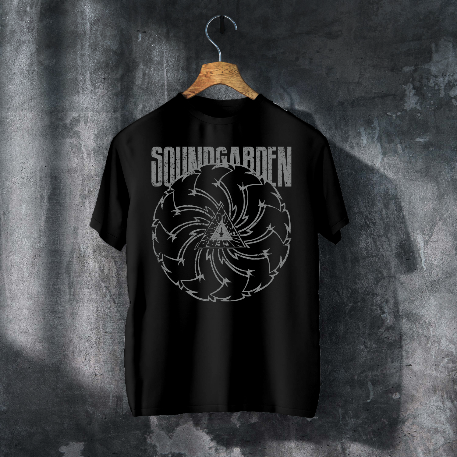 Soundgarden — Badmotorfinger (Distressed Grey) Tee